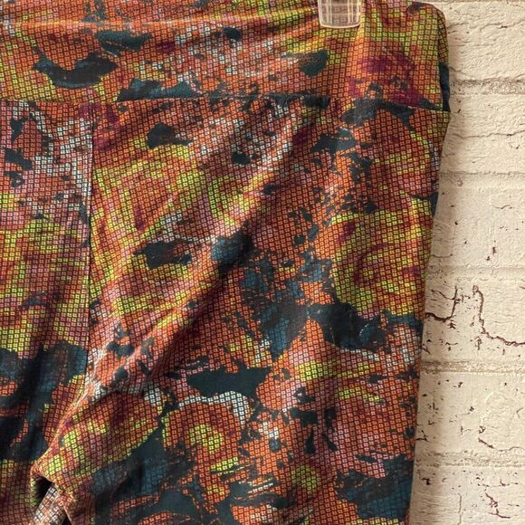 LularRoe Floral Plus Size Tall Curvy Leggings 12-22 - Picture 5 of 10
